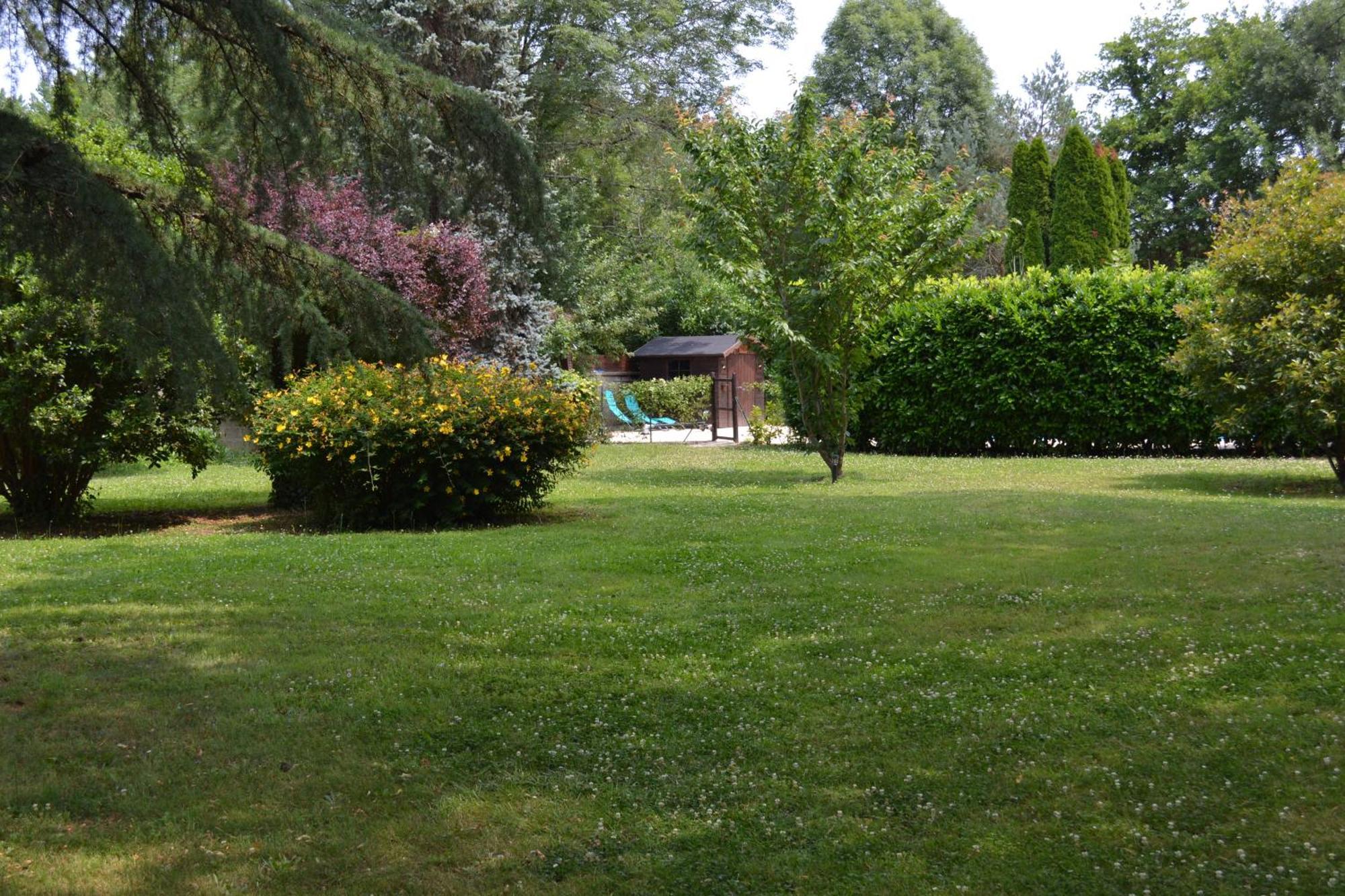 Montbron Les Bruyeres B&B المظهر الخارجي الصورة