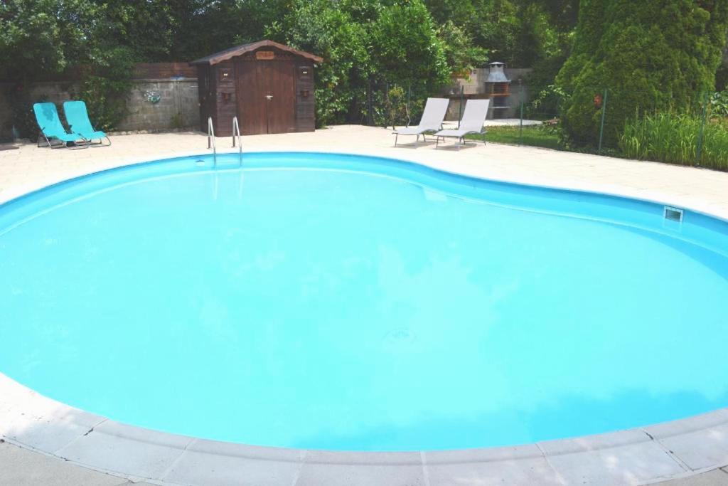 Montbron Les Bruyeres B&B المظهر الخارجي الصورة